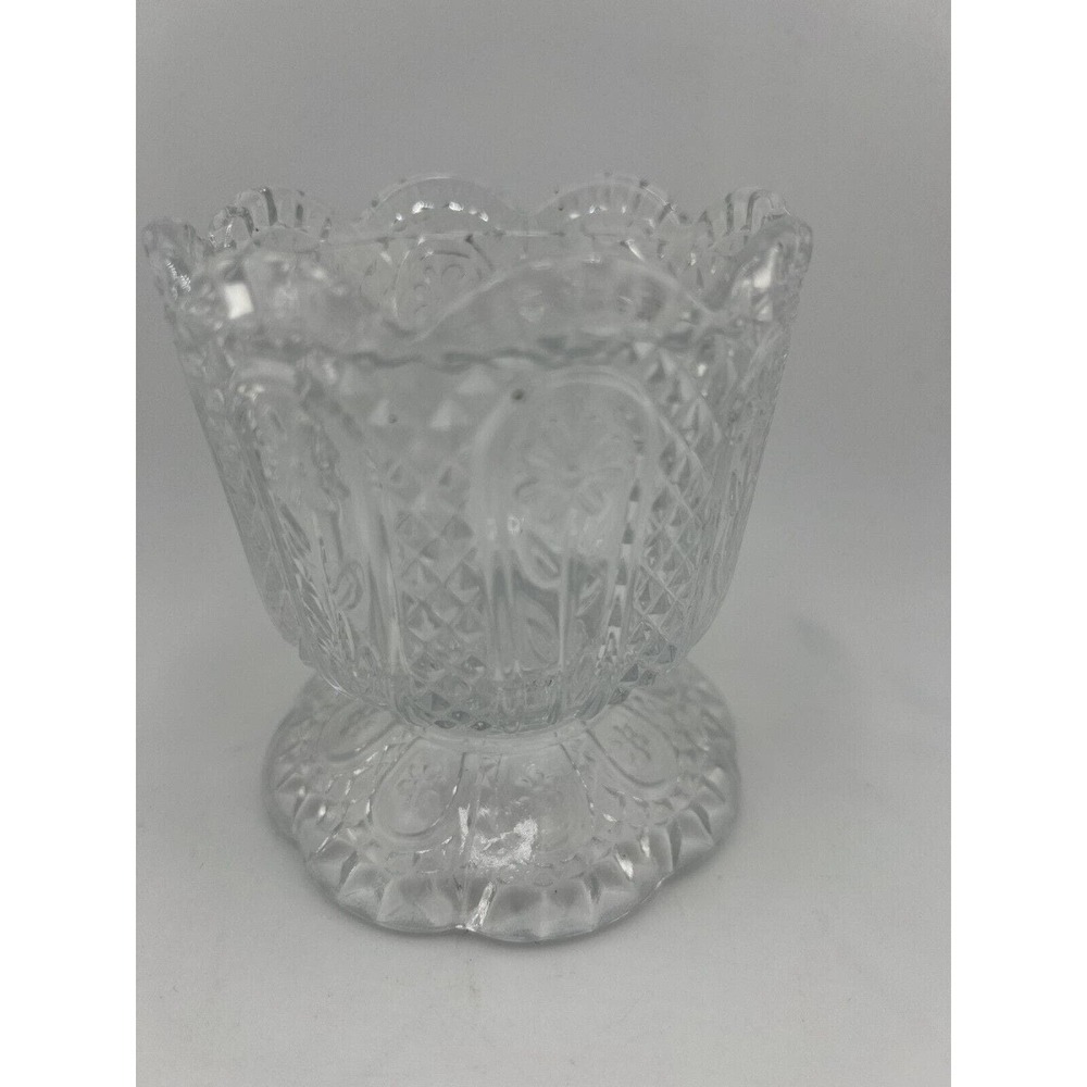 Vintage Avon Fostoria Floral Clear Glass Scalloped Edges Footed Candle Holder